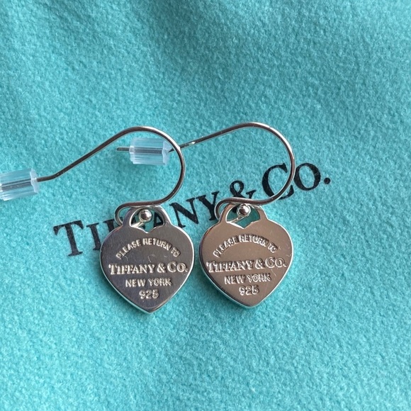 Tiffany & Co Mini Heart tag French Hook Earrings box & pouch  925  🩵 - Picture 1 of 8